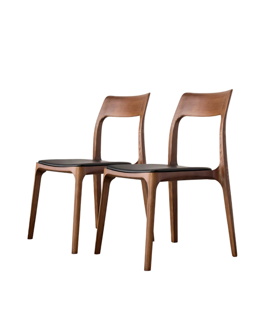A Set Of 2 Hans CH3 Dining Chairs, Dark Oak, Light Oak