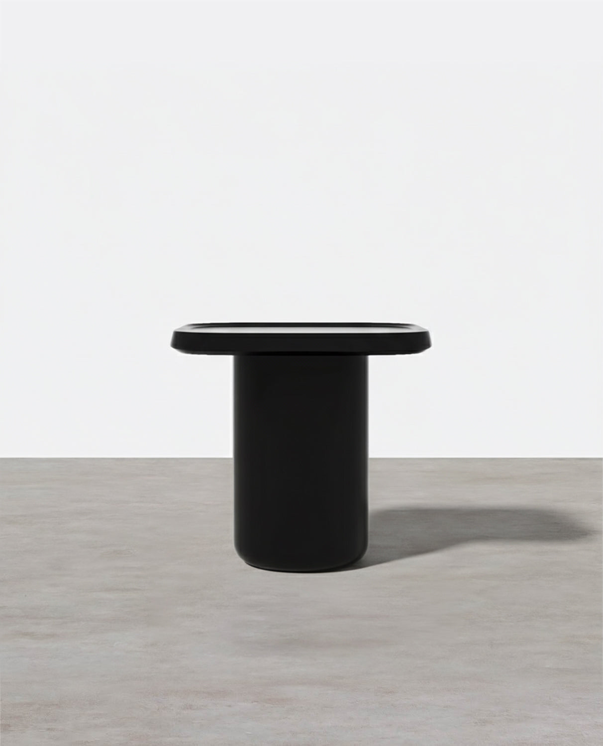 Penn Side Table, Black / Red