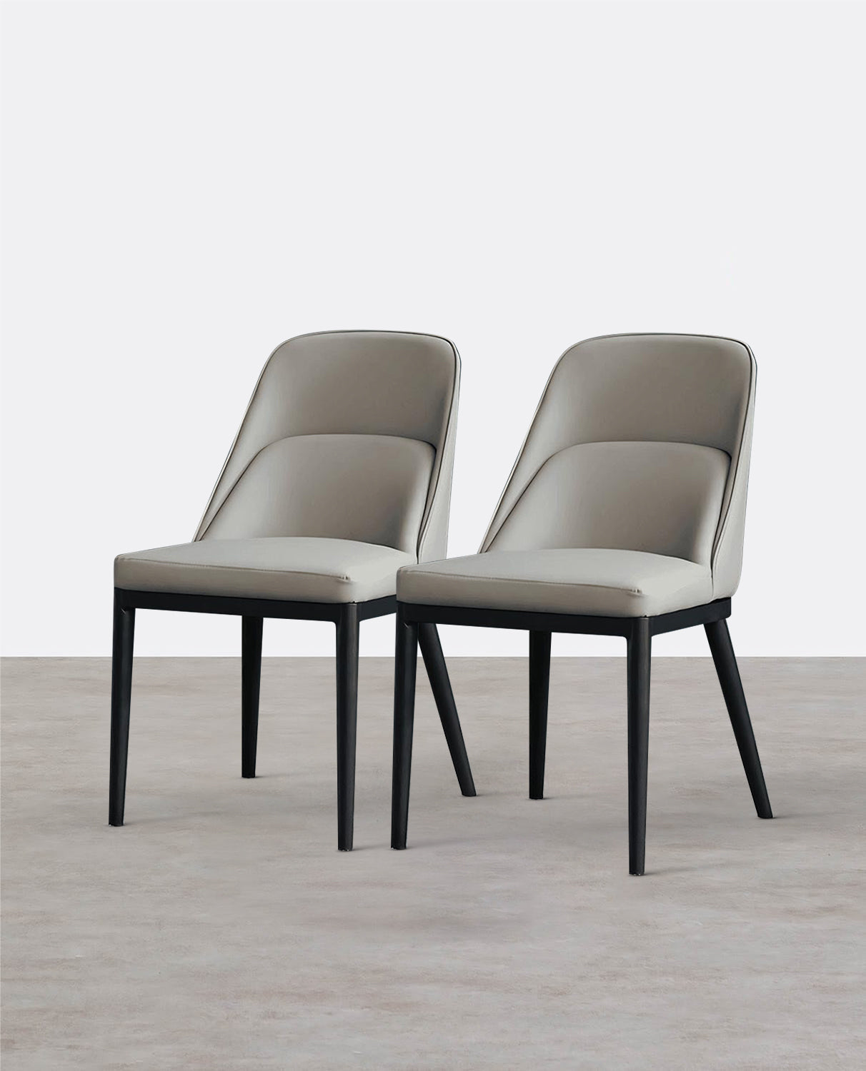 A Set of 2 Thelma Dining Chairs, Italian Design