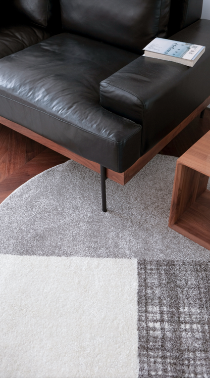 Rome Round Wool Rug II