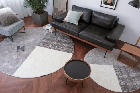 Rome Round Wool Rug II
