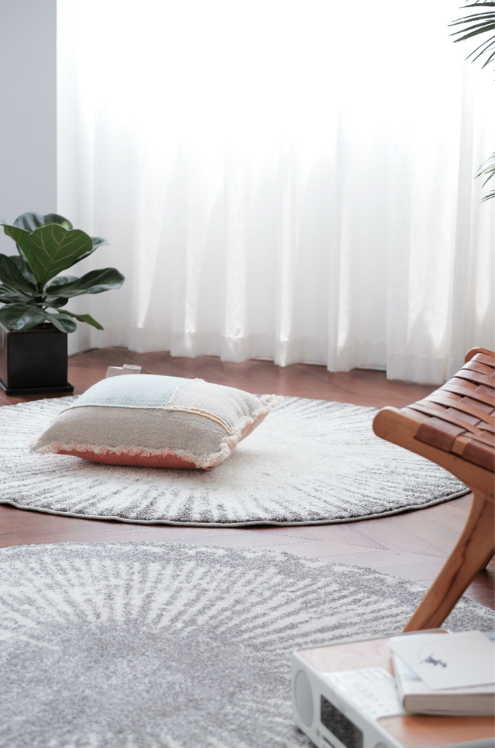 Rome Round Wool Rug II